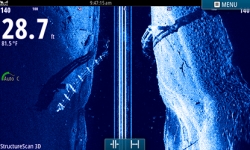 StructureScan 3D -anturiin on lisätty enemmän sensoreita, mikä takaa parhaan mahdollisen SideScan-sivuluotauksen ja kuvantamistuloksen.