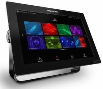 Raymarine AXIOM 12 RV monitoiminäyttö RealVision 3D kaiulla