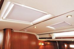 RULLAVERHO HATCHSHADE