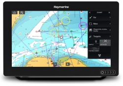 Raymarine AXIOM 9 RV RV-100 3D peräpeilianturilla