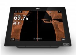 Raymarine AXIOM+ 12 RV RV-100 3D peräpeilianturilla