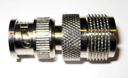 Adapteri BNC uros UHF (SO239) naaras