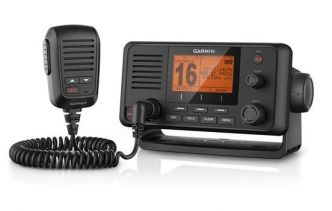 Garmin VHF 215i AIS