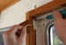 Magneettinen tunkeutumisanturi suojaa ovia ja luukkuja