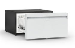 Dometic NRDX 20W valkoisella etupaneelilla