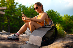 Ecoflow taiteltava aurinkopaneeli 28W USB-C ja USB-A