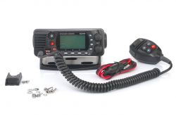 Standard Horizon GX1400GPS/E Meri-VHF radio