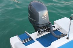 MaviMare GF150BRT perämoottorin hydrauliohjaus