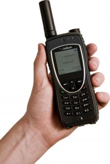 Iridium 9575 Extreme kannettava satelliittipuhelin Prepaid-liittymällä