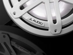 JL Audio 10" M3-10IB Subwoofer valkoisella Sport-ritilällä sekä LED-valaistuksella
