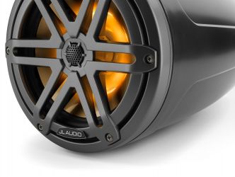 JL Audio 7.7" koteloitu M3-770ETXv3 musta kaiutinpari Sport-ritilällä ja LED-valaistuksella