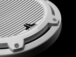 JL Audio 10" M6-10W Subwoofer valkoisella Classic-ritilällä