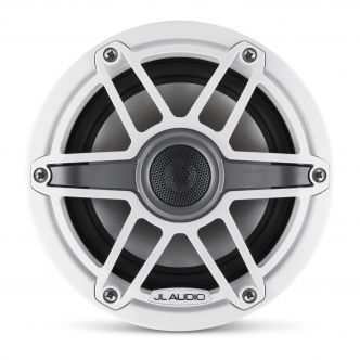 JL Audio 6.5" M6-650x kaiutinpari valkoisella Sport-ritilällä ja rungolla