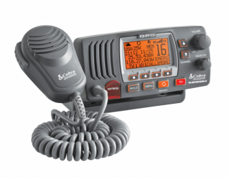 Cobra MR F77B GPS VHF Radiopuhelin DSC:llä