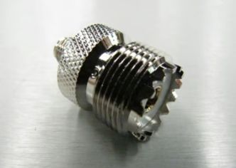 Navicom RT420 antennin liitin