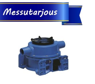 Plastimo käsipumppu 38 mm yhteillä