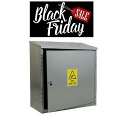 Säilytyskaappi kahdelle 11 kg kaasupullolle