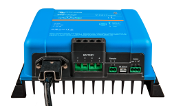 Victron Smart IP43 automaattilaturi12V/30A kolmella ulostulolla