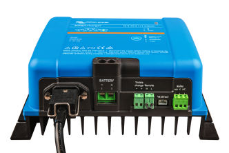 Victron Smart IP43 automaattilaturi 12V/30A 1+1